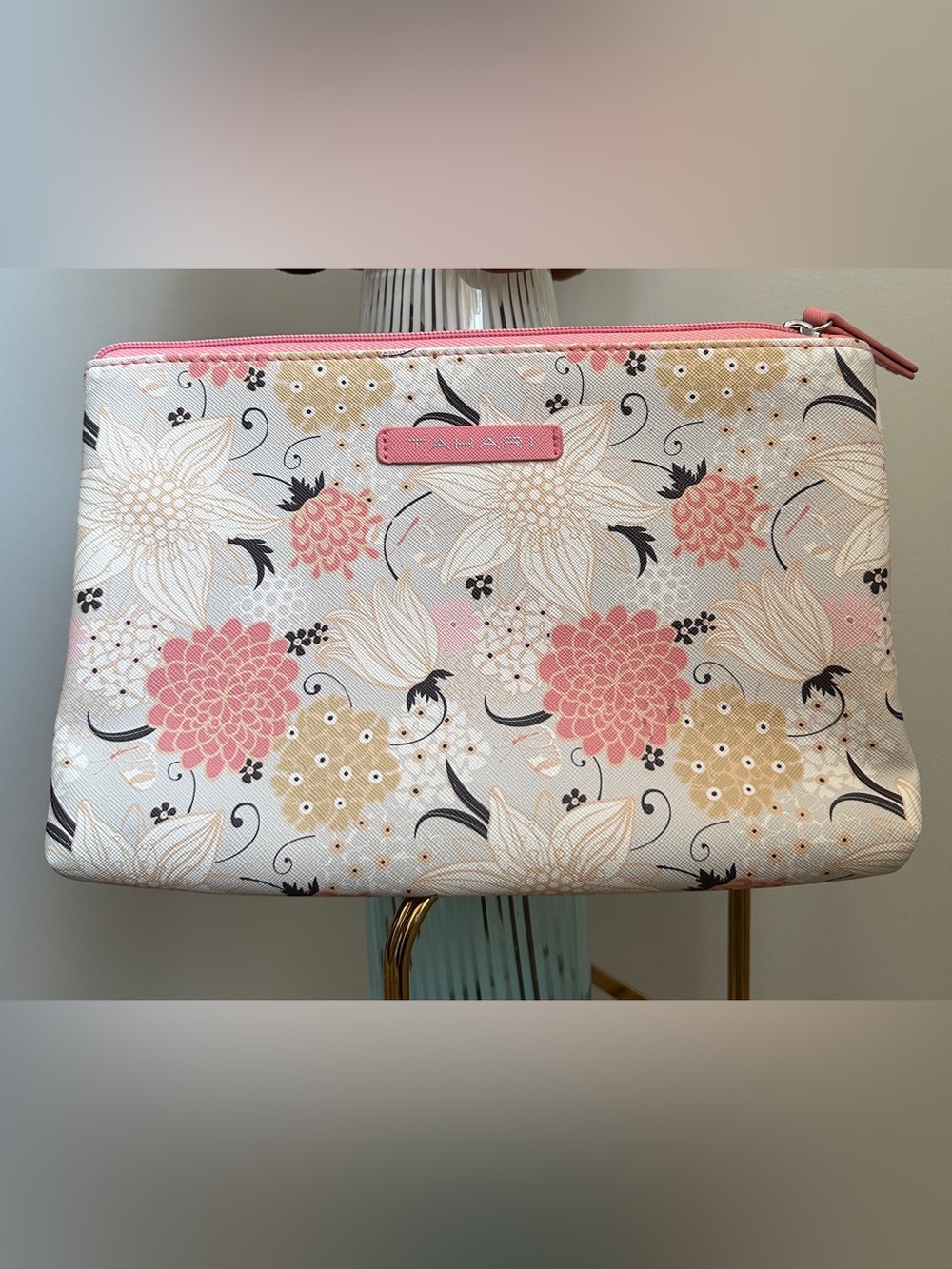 Tahari - Floral zip toiletry /make up bag
